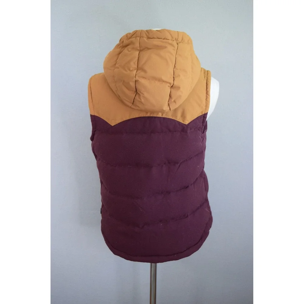Patagonia Bivy Hooded Vest Small Burgundy Tan Down Insulated 27746 Womens Puffer - Picture 3 of 6
